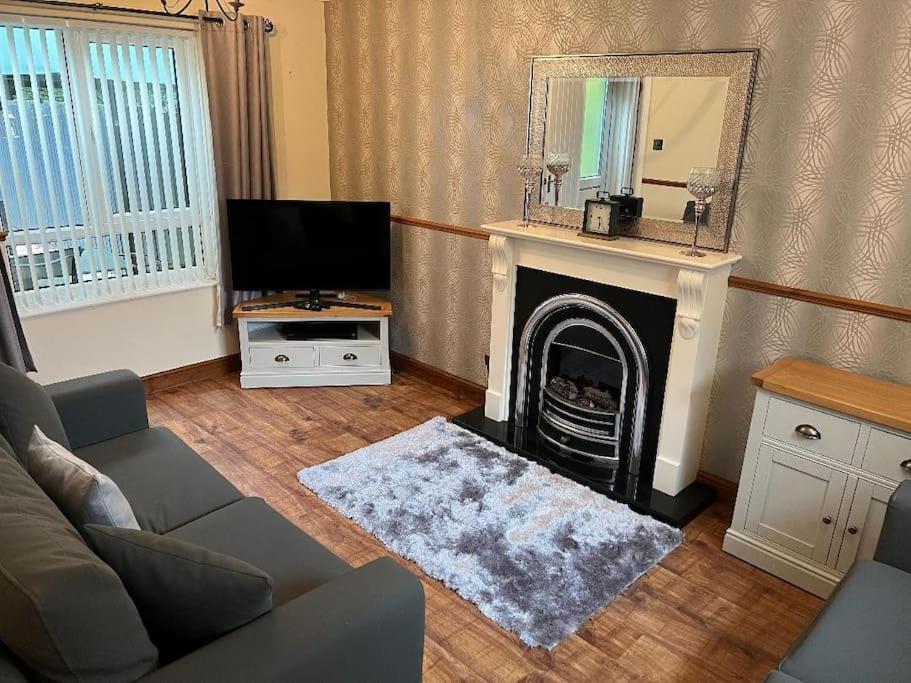 Well Presented 2 Bedroom House Village Holiday Let Strensall Kültér fotó
